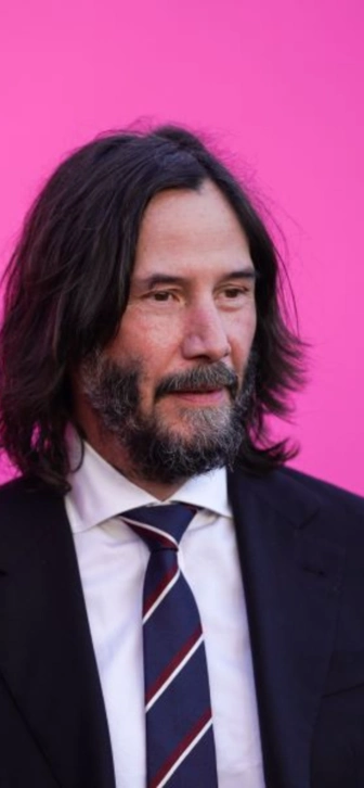 Киану Ривз арендовал целый каток в Нью-Йорке для романтического вечера с возлюбленной