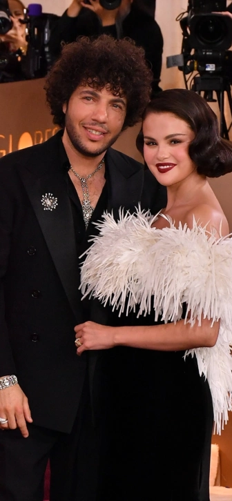 Селена Гомес на «Золотом глобусе» спровоцировала слухи о пополнении в семье Селена Гомес на «Золотом глобусе» спровоцировала слухи о пополнении в семье