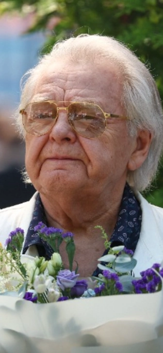 Юрий Антонов рассказал о своих скромных заработках в СССР Юрий Антонов рассказал о своих скромных заработках в СССР