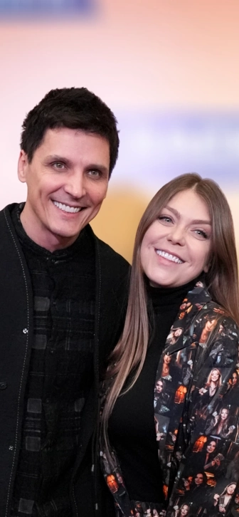 Певица Акула откровенно рассказала о парных родах в эфире, южном муже и дочке с двумя нянями