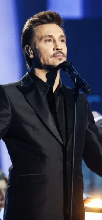 Дима Билан рассказал о причинах отсутствия на «Песне года 2025» Дима Билан рассказал о причинах отсутствия на «Песне года 2025»