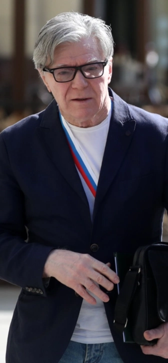 87-летний Александр Збруев вернется на сцену после госпитализации 87-летний Александр Збруев вернется на сцену после госпитализации