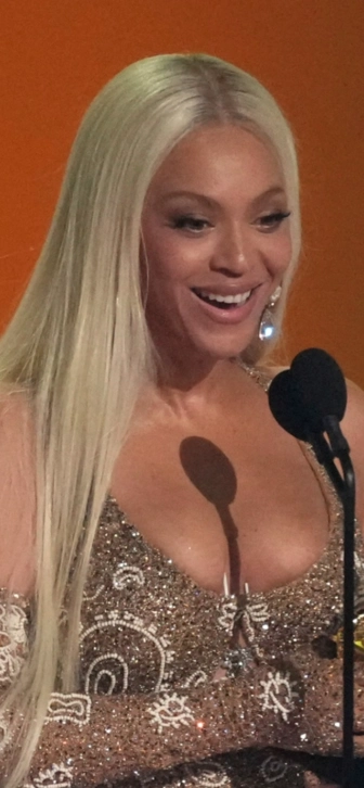 Бейонсе подозревают в заимствовании мелодии «Любэ»: как поступит Расторгуев