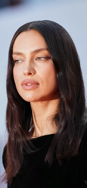 Ирина Шейк станет соведущей фестиваля итальянской песни в Сан-Ремо