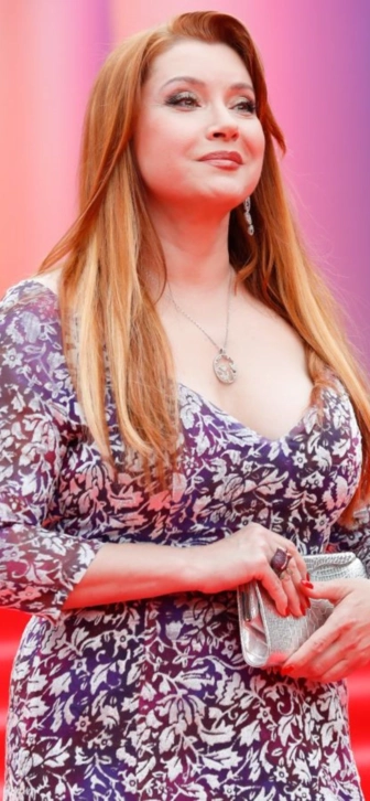 Вера Сотникова не может связаться с Долиной, чтобы предложить ей помощь: «Никуда не дозвониться» Вера Сотникова не может связаться с Долиной, чтобы предложить ей помощь: «Никуда не дозвониться»