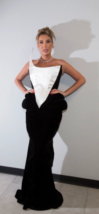 Кети Топурия высказалась об оплате женских бьюти-услуг мужчинами