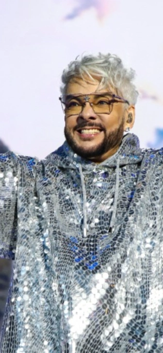 Музыкальный критик оценил «искусственный» клип Киркорова