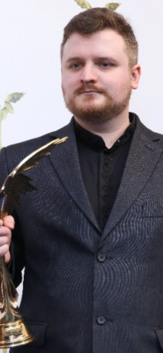 Сын Романа Мадянова женился на девушке, которую нашел на сайте знакомств Сын Романа Мадянова женился на девушке, которую нашел на сайте знакомств