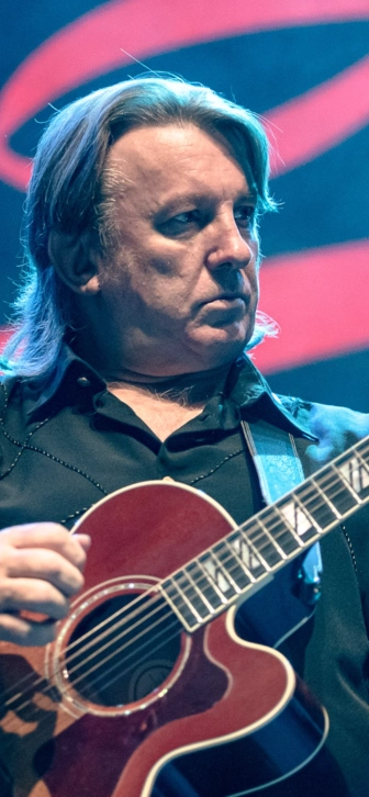 Лоза призвал отменить День влюбленных и отказался выступать 14 февраля