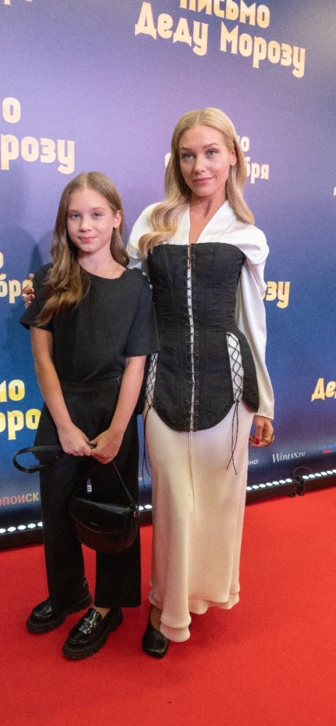 Кристина Асмус рассказала о теплых отношениях с дочерью