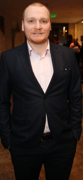 Победивший рак Сергей Сафронов дал совет по борьбе с онкологией Евгению Алдонину Победивший рак Сергей Сафронов дал совет по борьбе с онкологией Евгению Алдонину