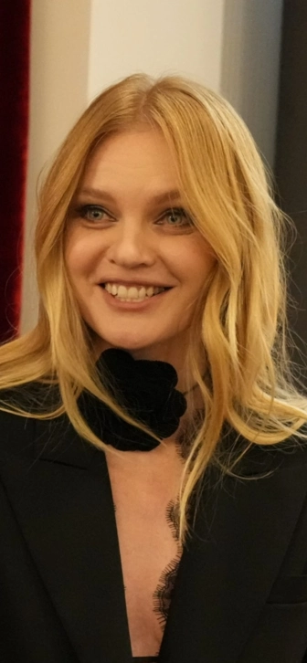 Елена Кулецкая высказалась о «пиар-романах» с Микки Рурком и Димой Биланом Елена Кулецкая высказалась о «пиар-романах» с Микки Рурком и Димой Биланом