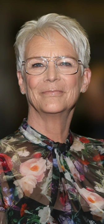 Джейми Ли Кертис рассказала, что в 12 лет могла сыграть главную роль в «Изгоняющем дьявола»