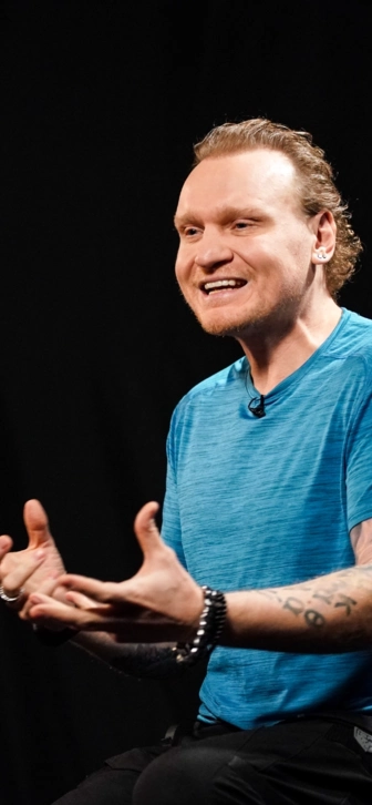 Сергей Сафронов не готов бросить опасные трюки даже ради своих детей