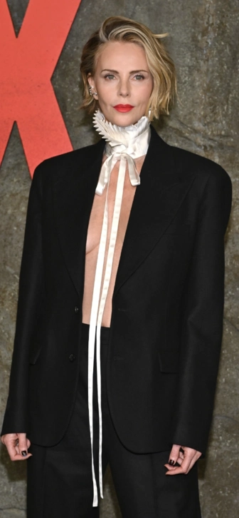 Актриса Шарлиз Терон поделилась подробностями об увлечениях десятилетней дочери