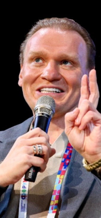 Сергей Сафронов рассказал о возможности сольной карьеры