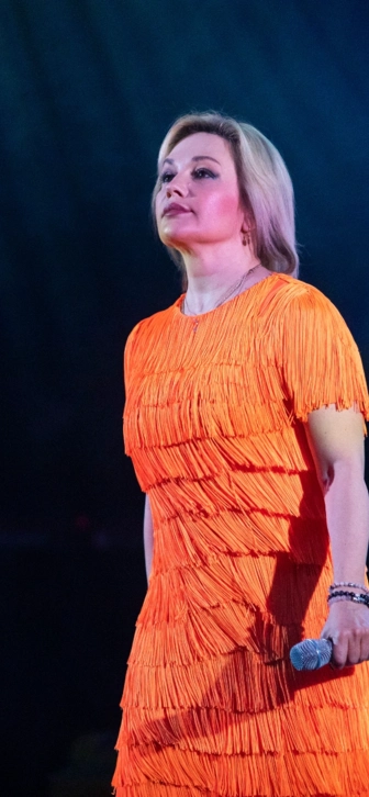 Татьяна Буланова попала под капельницу после концерта Татьяна Буланова попала под капельницу после концерта