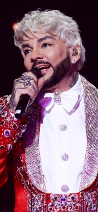 Киркоров назвал Зыкину «колдуньей» и прокомментировал тренд на народный стиль