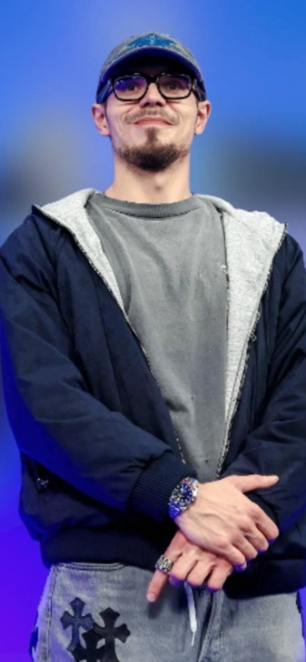 Блогер Никита Ефремов* получил условный срок Блогер Никита Ефремов* получил условный срок