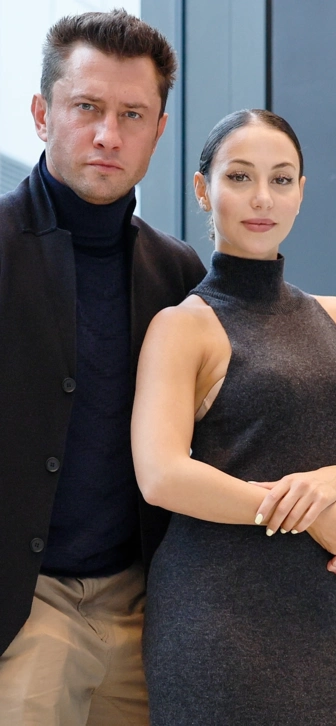 Павел Прилучный украсил дом к Новому году вместе с мамой и тещей Павел Прилучный украсил дом к Новому году вместе с мамой и тещей