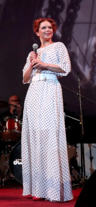 Алиса Гребенщикова сообщила о внезапной и трагической смерти отчима Алиса Гребенщикова сообщила о внезапной и трагической смерти отчима