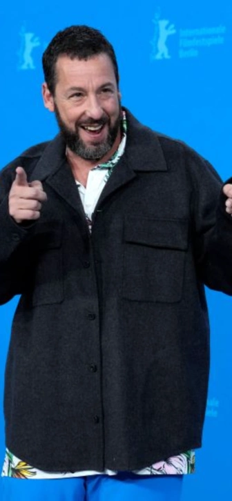 Комедийный актер Адам Сэндлер получит награду за выдающийся вклад в развитие музыки