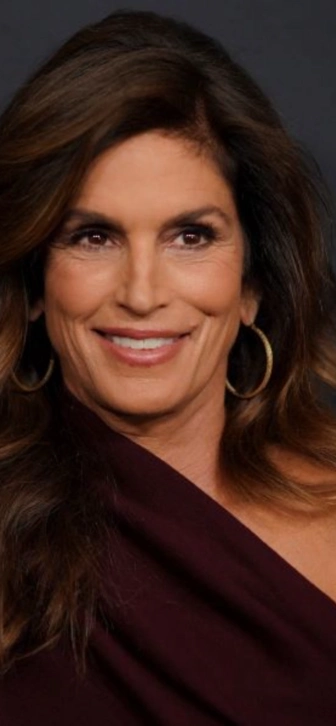 Синди Кроуфорд исполнилось 60 лет: секреты молодости супермодели