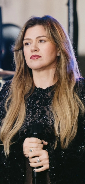 Келли Кларксон закрывает авторское шоу после семи лет вещания Келли Кларксон закрывает авторское шоу после семи лет вещания