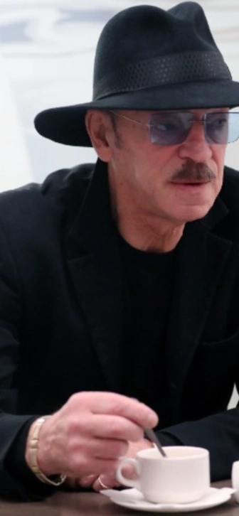 Михаил Боярский поделился неудачами в начале карьеры в кино Михаил Боярский поделился неудачами в начале карьеры в кино