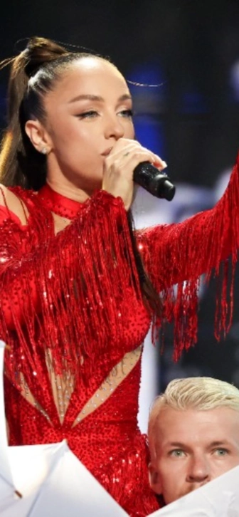 Мари Краймбрери посвятила трогательное видео Даве Мари Краймбрери посвятила трогательное видео Даве