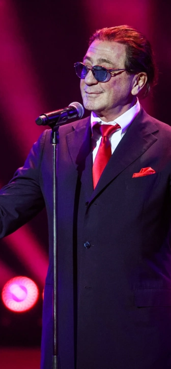 Григорий Лепс готовится взять детей из детского дома