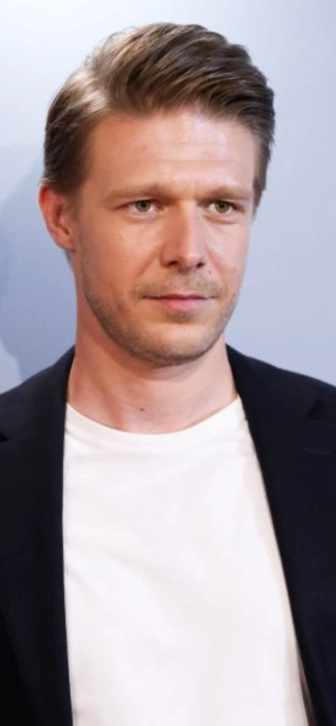 Никита Ефремов объяснил, почему до сих пор не женился: «С моей семейной историей это сложно»