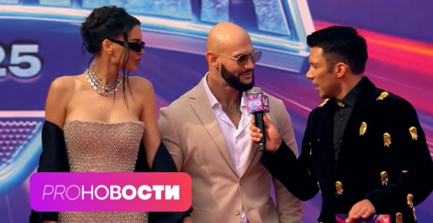 Оксана Самойлова и Джиган сошлись? Как прошел тур юной певицы Betsy по Германии?